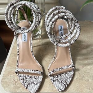Steve Madden Snakeskin Heels - Black and White